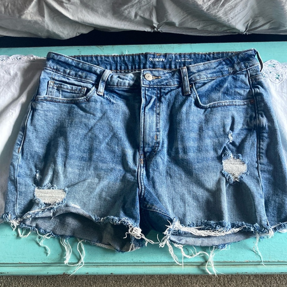 Old Navy distressed denim shorts